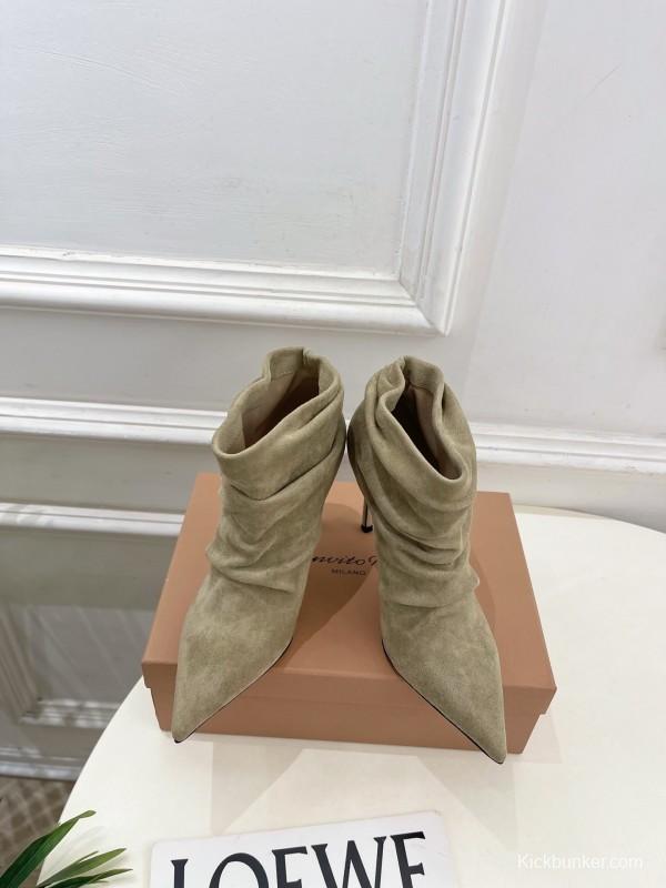 Gianvito Rossi GR Pointed Toe Retro Pleated High Heel Ankle Boots - KFY00340