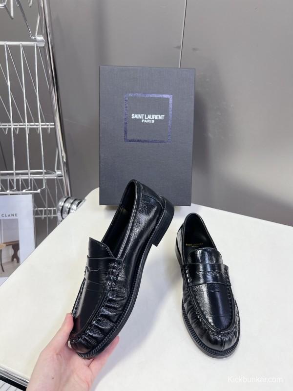 Saint Laurent 2025/SS Classic Loafer Flats - KFY00350