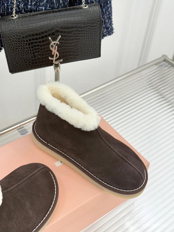 Miu Miu Retro Shearling Platform Snow Boots - KFY00300