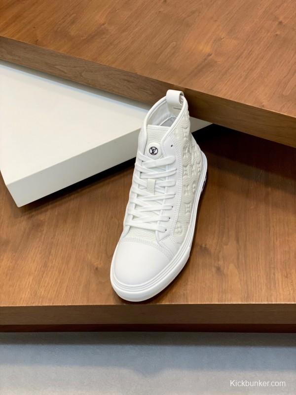 Adidas Originals Casual Sports Boots with High-End Leather Construction - KFY00460