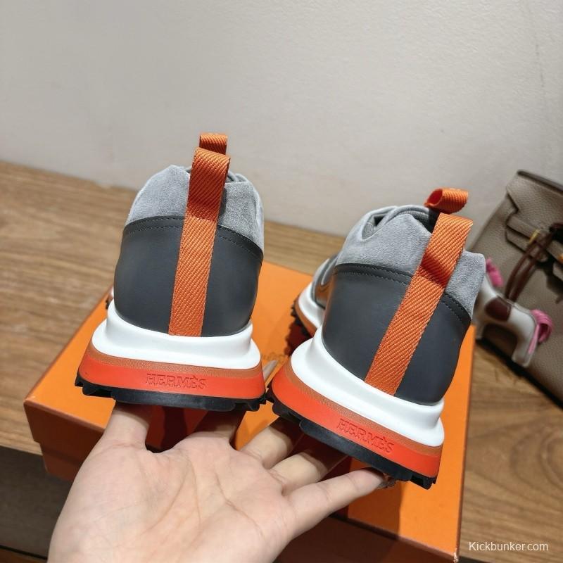 H Boots Classic Chelsea Boots with British Color Block Design - AS00410