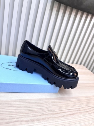 Prada Platform Loafers with Lightweight Anti-Slip Sole - LY00300