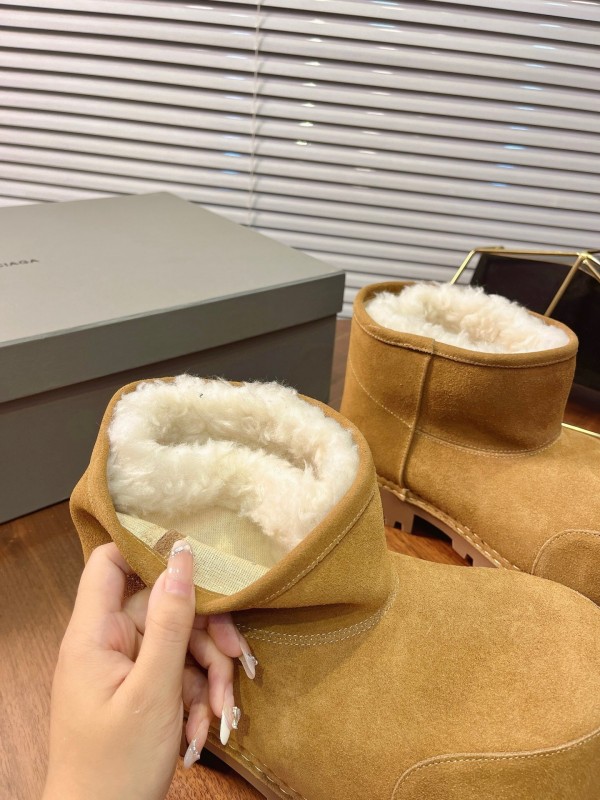 Balenciaga 2025 SS Oversized High-Heel Snow Boots - AS00500