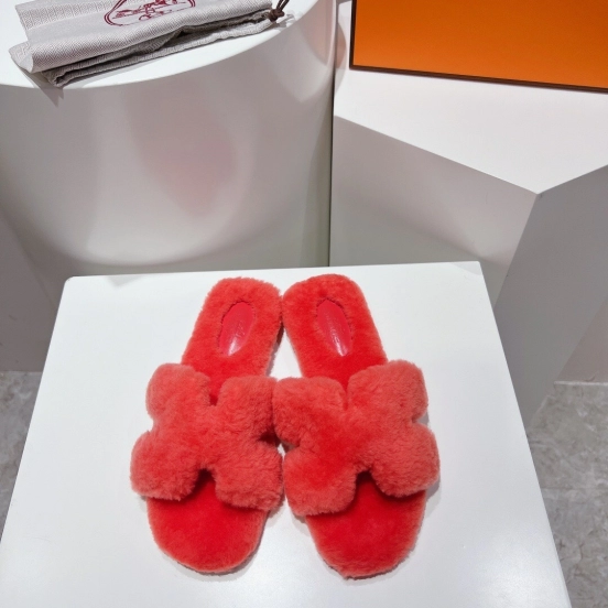 Hermès Teddy Wool H Slippers Flat Sole Fur Slides - LY00240