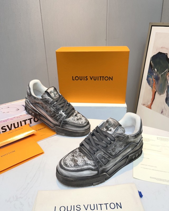 LV Trainer Basketball Series Washed Canvas Sneakers - LY00430