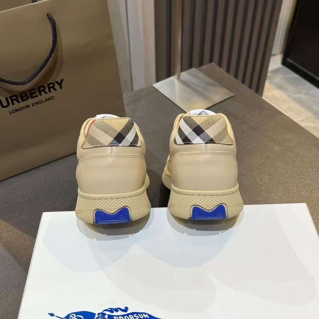 Burberry 2025/SS Italian-Made Sneakers - KFY00300
