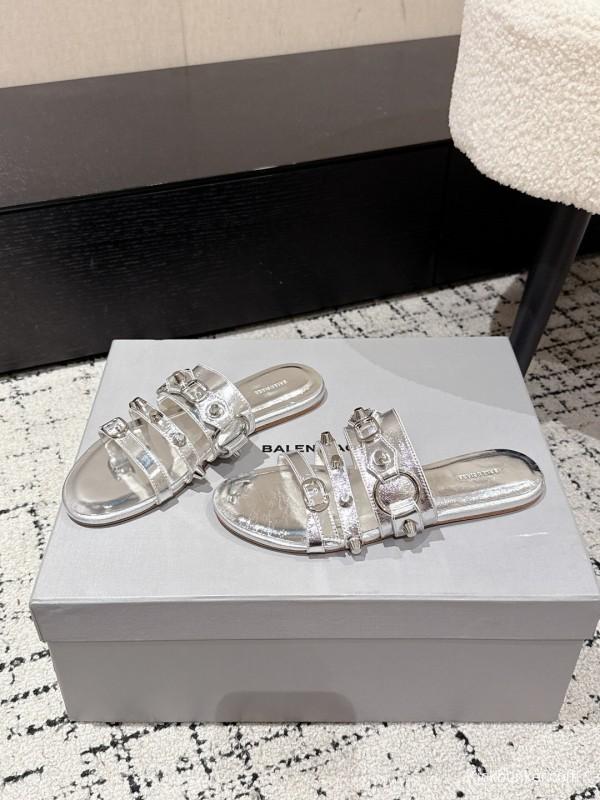 Balenciaga Cagole Metal Studs Sandals Series - KFY00260
