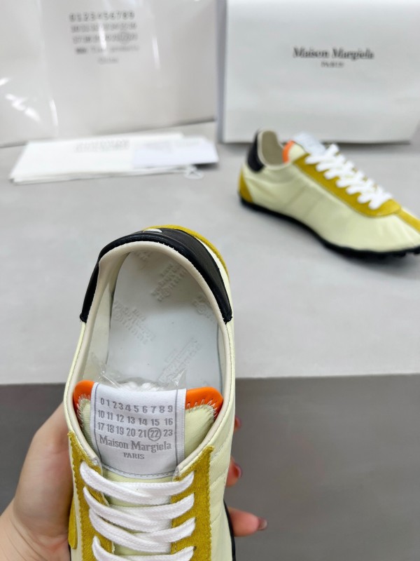 Maison Margiela Couple Sports Casual Shoes - AS00240