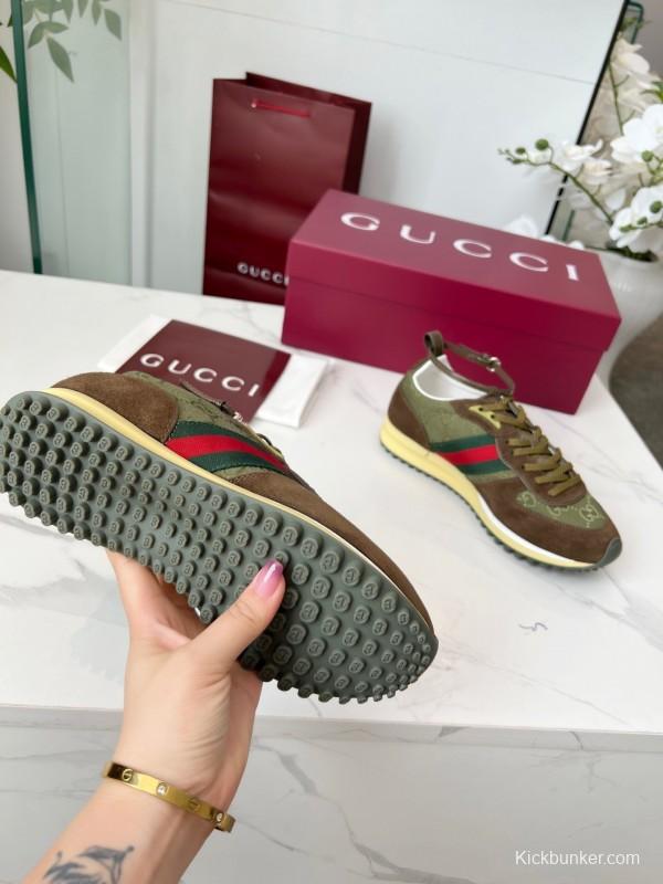 Gucci Women's Casual Shoes with GG Supreme Print and Metal Horsebit Detail - AS00330