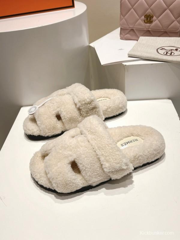 H Love Erjiu Full Wool Slippers with Wavy Fur Design - LY00270