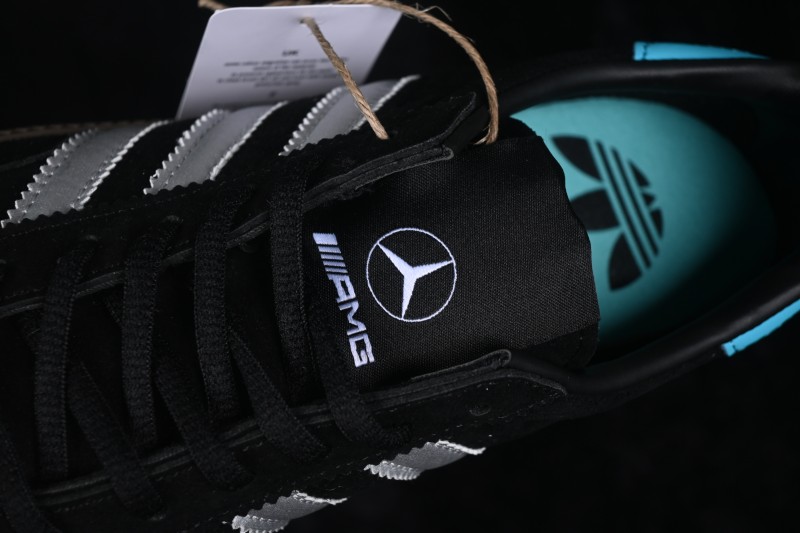 Adidas Handball Spezial Retro Skateboarding Shoes with Suede Upper and Gum Sole - IH6588
