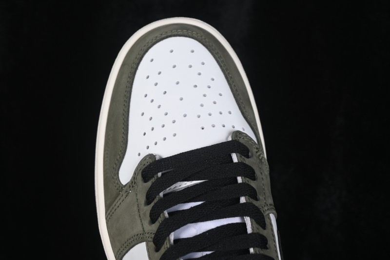 Nike Air Jordan 1 Low OG Men's Basketball Lifestyle Shoes with Retro Design - HQ6998-200