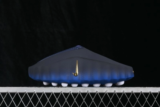 Nike Mind 001 Neuroscience Foot Massage Slippers with Breathable Mesh and 22 Pressure Nodes - HQ4307-400