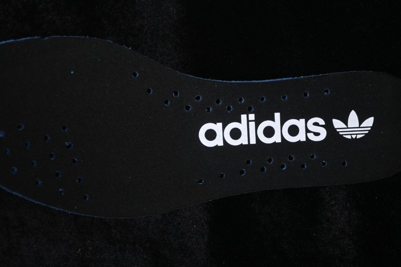 Adidas Originals SL 72 Retro Running Shoes with Classic Suede and Mesh Upper - KK3073