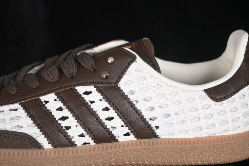 Adidas Samba OG Casual Sneakers with Timeless Retro Design - IH9373