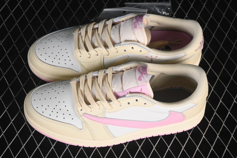 Nike Travis Scott x Air Jordan 1 Low OG Retro Basketball Shoes with Reverse Swoosh Design - IQ7604-100