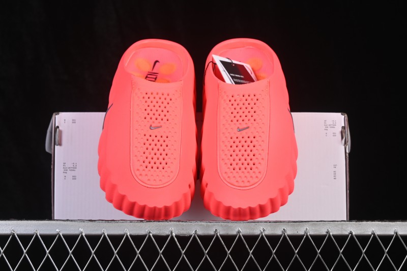 Nike Mind 001 Neuroscience Foot Massage Slippers with Breathable Fabric - HQ4309-600