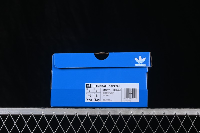 Adidas Handball Spezial Retro Casual Skate Shoes with Suede Upper and Gum Sole - KI6677