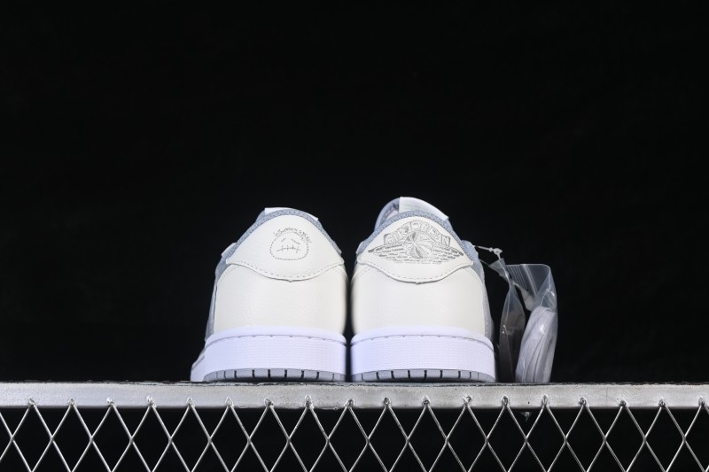 Nike Travis Scott x Air Jordan 1 Low OG Retro Basketball Shoes with Reverse Swoosh Design - HQ2004-400