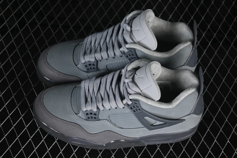 Nike Air Jordan 4 Retro SE Running Shoes with Smoke Grey and Cement Grey Colorway - FQ7928-001