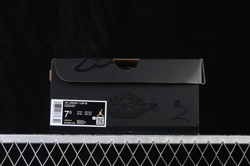 Nike Air Jordan 1 Low Retro Basketball Shoes with Classic Design - IR7560-010
