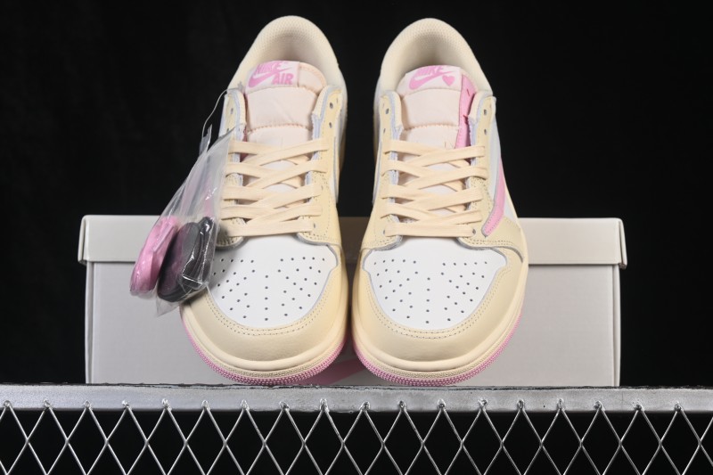 Nike Travis Scott x Air Jordan 1 Low OG Retro Basketball Shoes with Reverse Swoosh Design - IQ7604-100