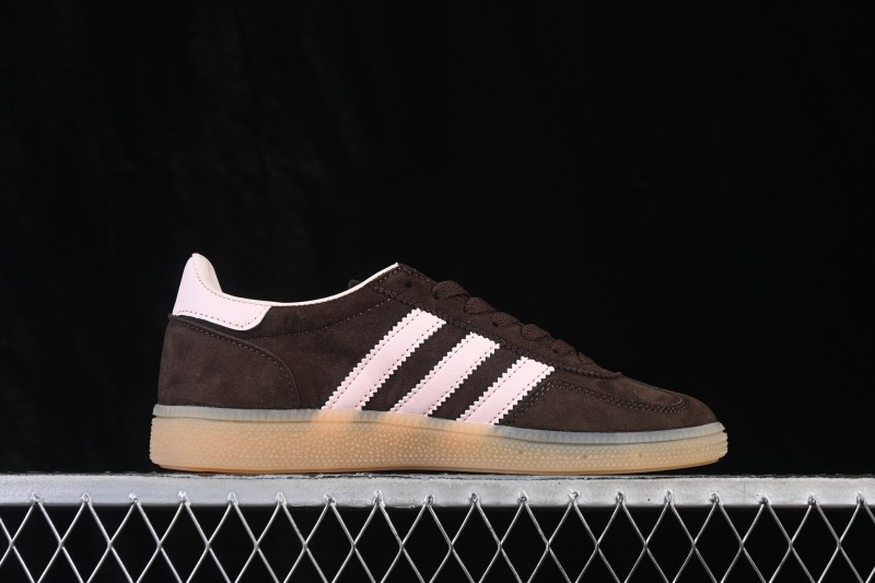 Adidas Handball Spezial Retro Indoor Sneakers with Suede Upper and Gum Rubber Sole - IH1507