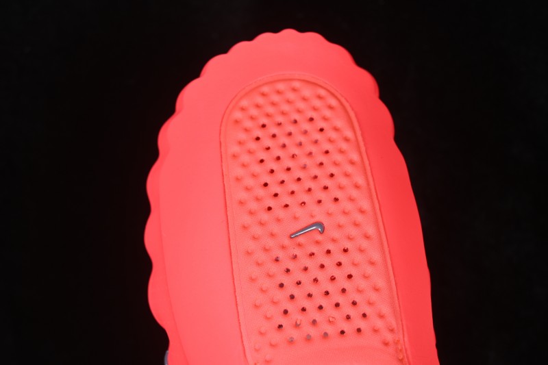 Nike Mind 001 Neuroscience Foot Massage Slippers with Breathable Fabric - HQ4309-600