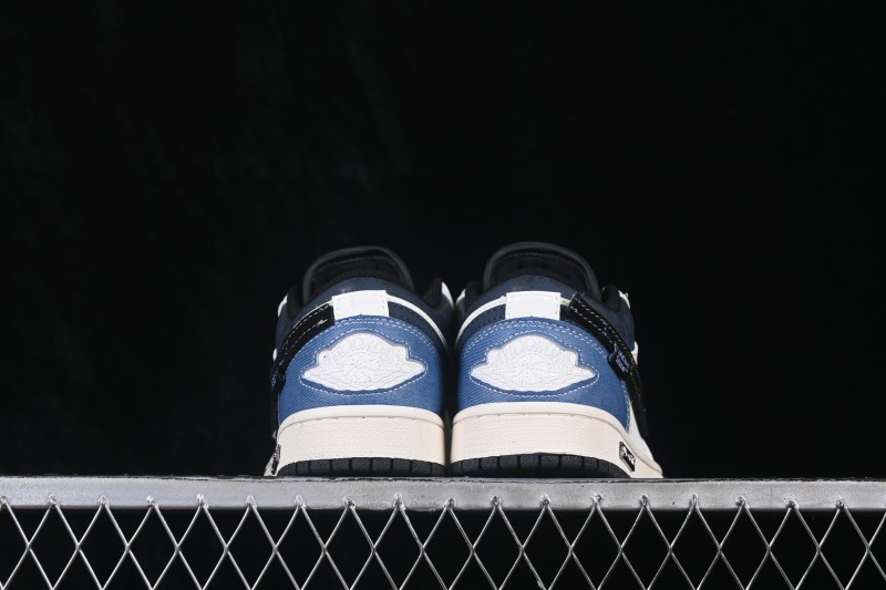 Nike Air Jordan 1 Low Retro Basketball Shoes with Classic Design - 553558-081