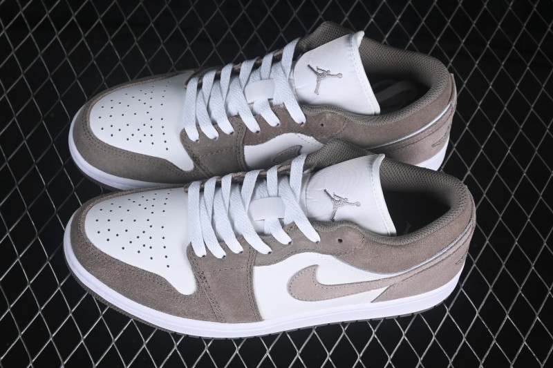 Nike Air Jordan 1 Low Retro Basketball Shoes in White Grey - 553558-046