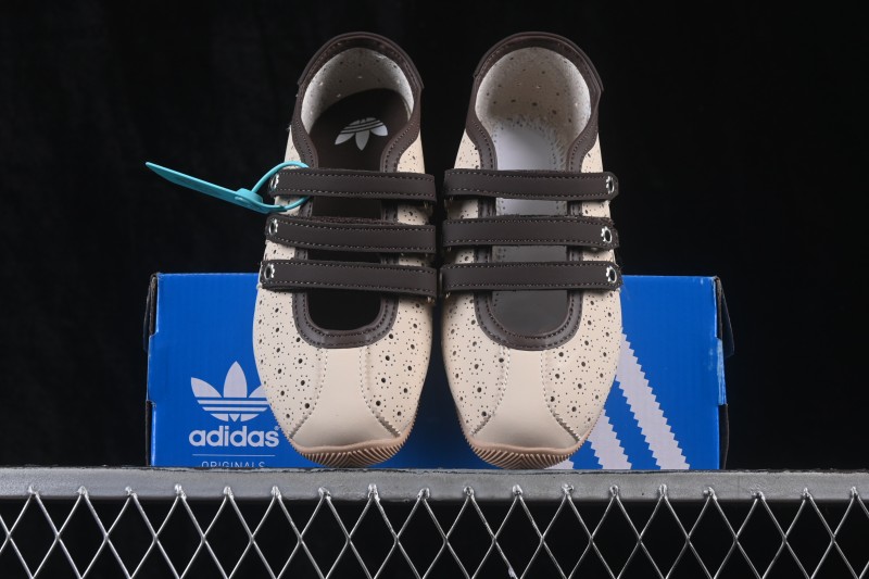 Adidas Originals Comfort Mary Jane Shoes with Casual Versatile Design - LA1349
