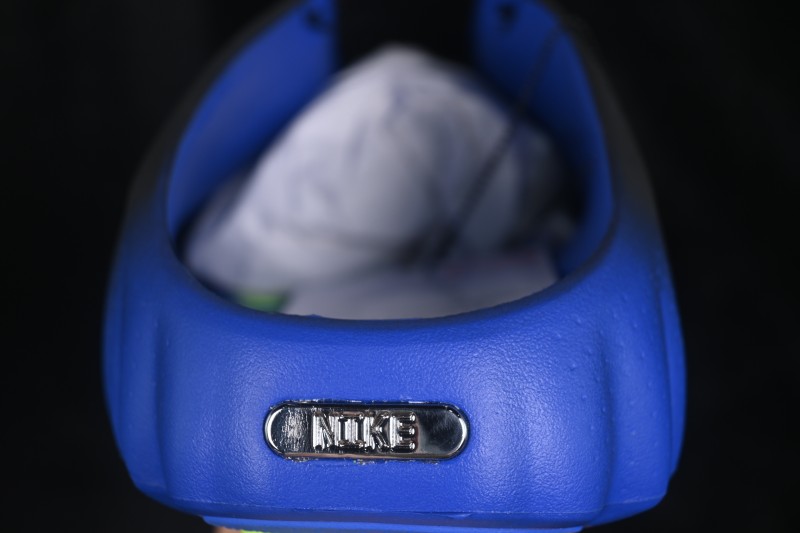Nike Mind 001 Neuroscience Foot Massage Slippers with Breathable Perforated Fabric - IR2175-400