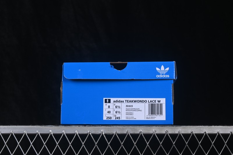 Adidas Originals Taekwondo Low-Top Training Shoes with Full-Foot Grip and Cushioned Comfort - JS1615