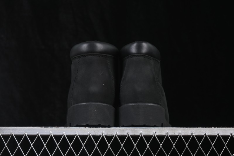 Timberland Classic Mid-Top Black Boots - 032085