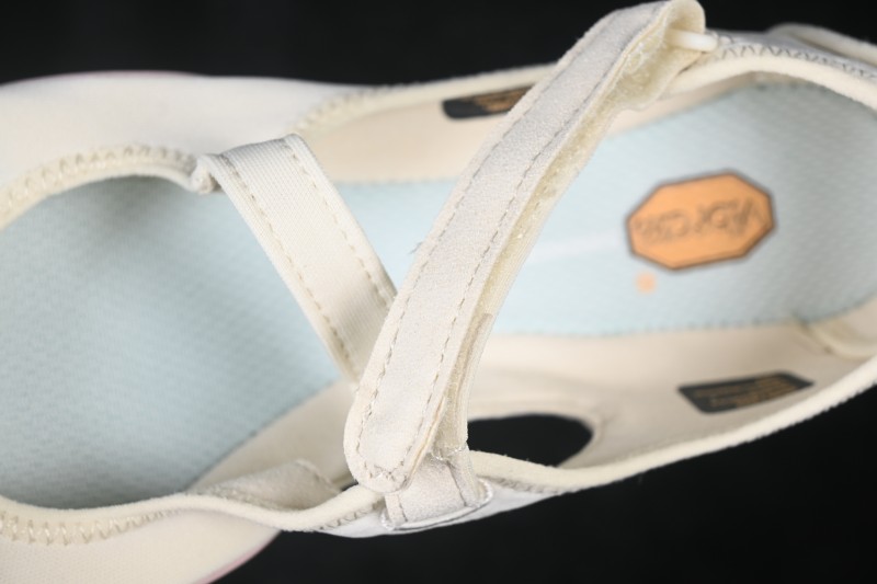 Vibram V-Soul Women's Barefoot Minimalist Training Shoes for Gym Squat Ballet - 25W7202