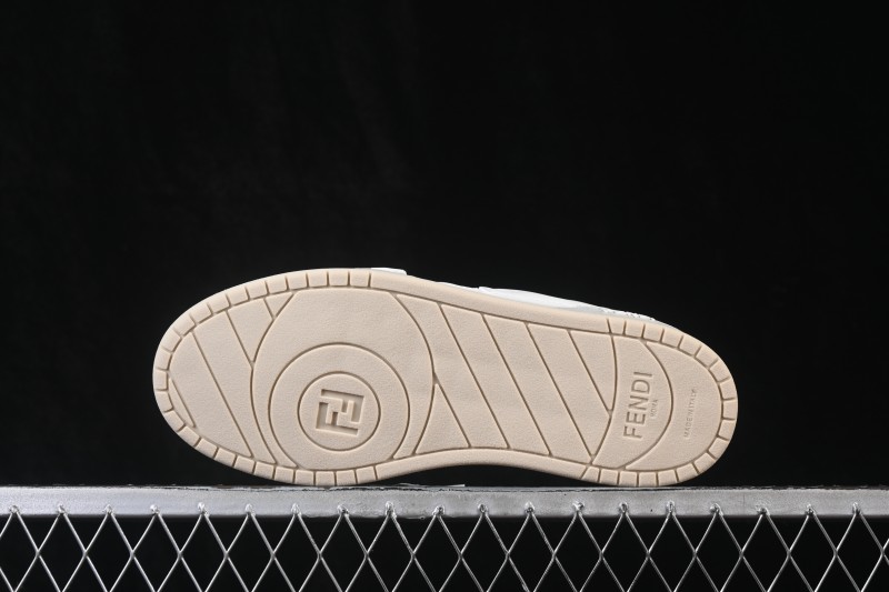 Fendi Match Round Toe Thick Sole Low-Top Casual Sneakers - AHH2F1FHS