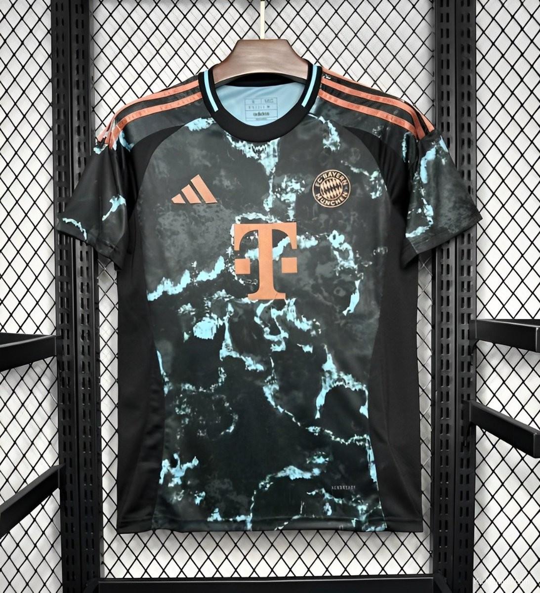 2024/25 Bayern Munich Away Jersey