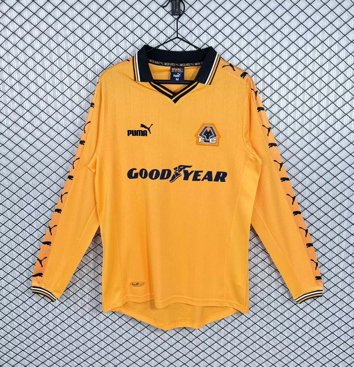 Retro 98/99 Wolverhampton Wanderers Home Long Sleeve Jersey